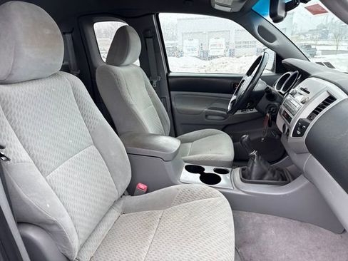 Used 2010 Toyota Tacoma 4x4 Access Cab V6 image 12