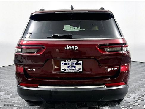 Used 2025 Jeep Grand Cherokee L Limited w/ Luxury Tech Group II AWD/4WD image 4