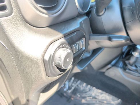 Used 2022 Jeep Wrangler Unlimited Sport AWD/4WD image 20