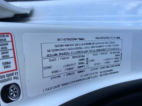 Used 2023 Toyota Camry SE image 23