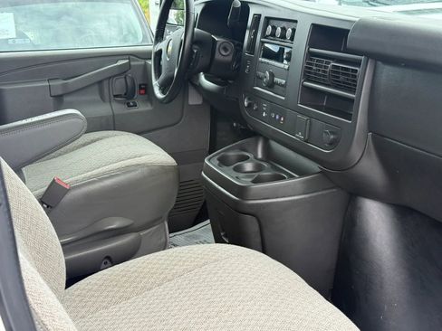 Used 2021 Chevrolet Express 2500 w/ Driver Convenience Package RWD image 11