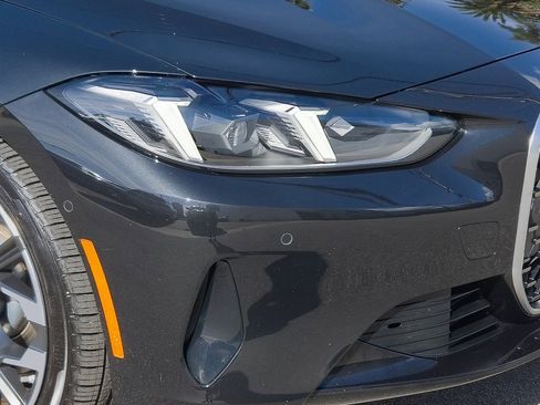 Used 2025 BMW 430i Convertible w/ Convenience Package image 9