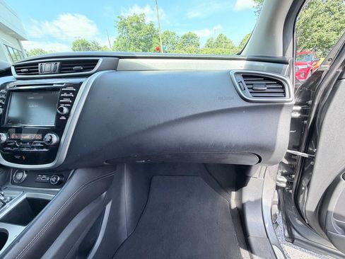 Used 2021 Nissan Murano SV FWD image 19