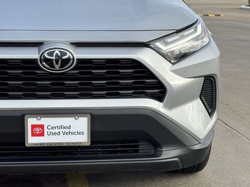 Used 2024 Toyota RAV4 XLE image 4