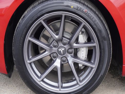 Used 2023 Tesla Model 3 Standard Range image 7