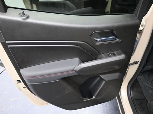 Used 2023 Chevrolet Colorado Z71 w/ Z71 Convenience Package 2 image 20