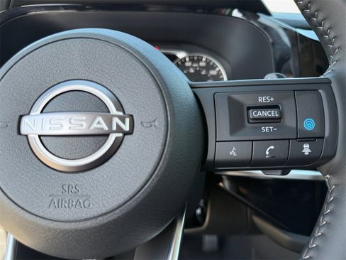 New 2025 Nissan Pathfinder SV image 26