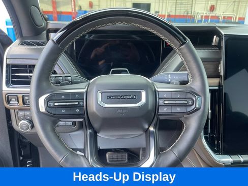 Used 2025 GMC Yukon XL Denali Ultimate AWD/4WD image 15