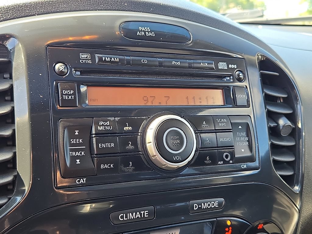Used 2013 Nissan Juke SV AWD/4WD image 20