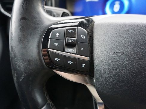 Used 2021 Ford Explorer Platinum w/ Equipment Group 601A image 8