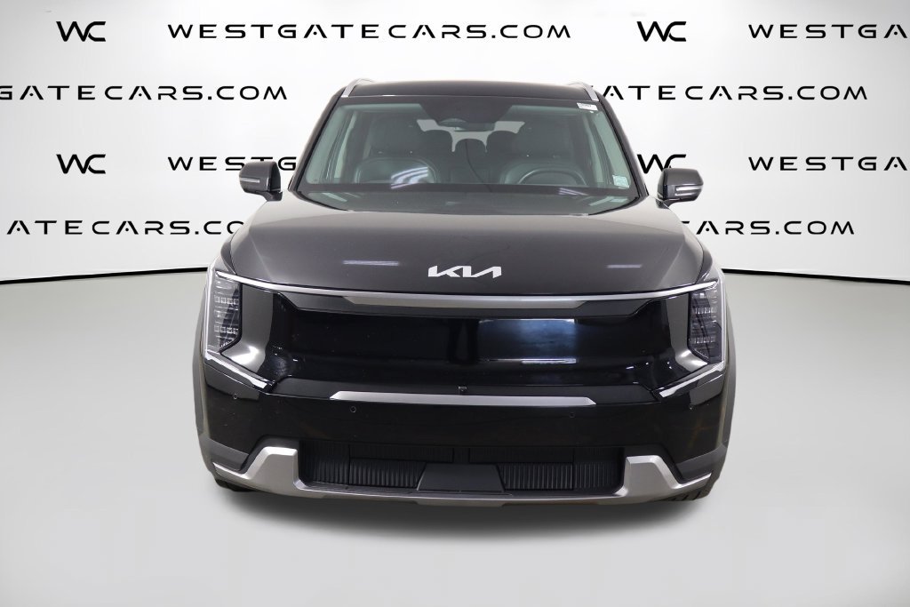 Used 2026 Kia EV9 Wind AWD/4WD image 2