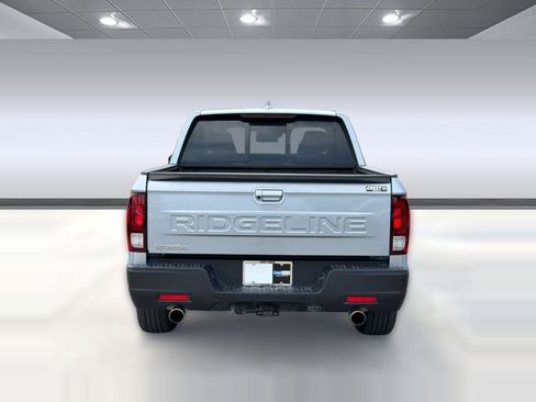 Used 2025 Honda Ridgeline RTL image 10