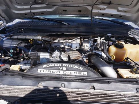 Used 2008 Ford F350 4x4 Crew Cab Super Duty image 9