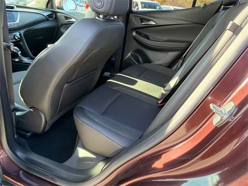 Used 2023 Buick Encore GX Preferred w/ Cold Weather Comfort Package image 20