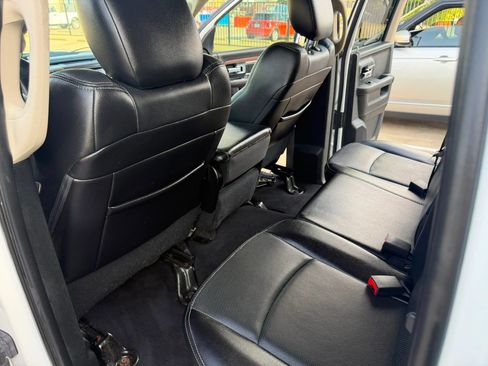Used 2017 RAM 1500 Laramie RWD image 22