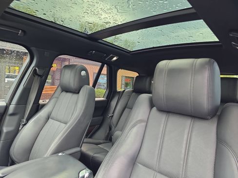 Used 2013 Land Rover Range Rover HSE image 20
