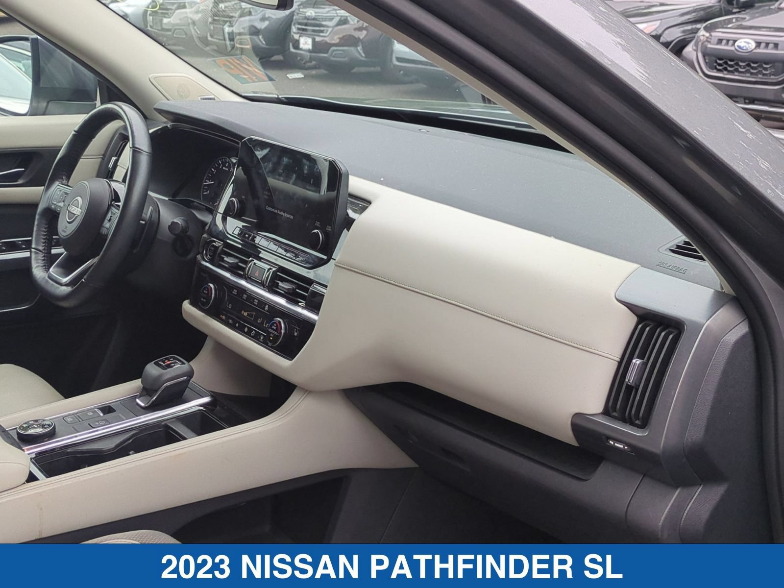 Used 2023 Nissan Pathfinder SL w/ SL Premium Package AWD/4WD image 39