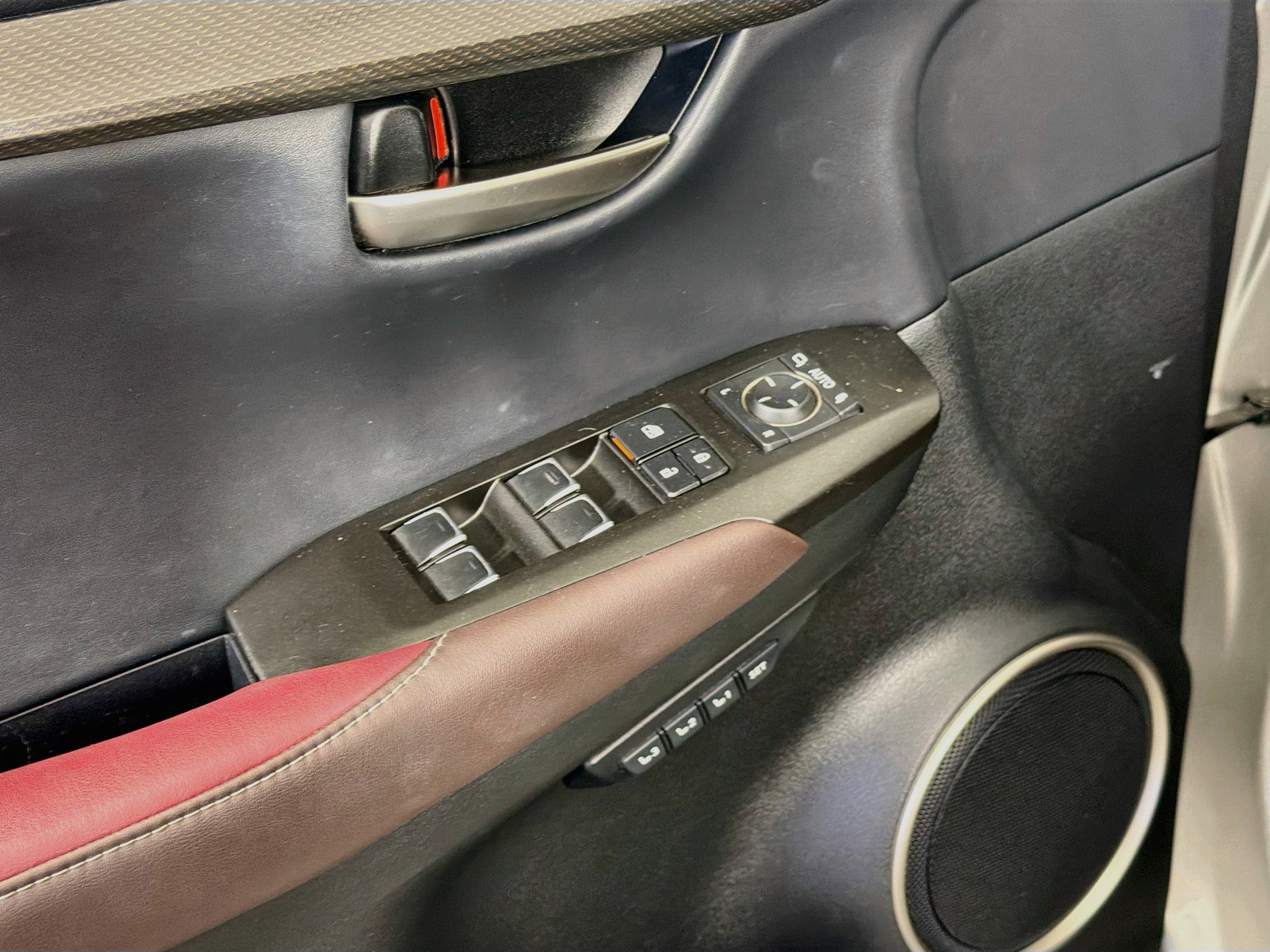Used 2019 Lexus NX 300h AWD w/ Premium Package image 15