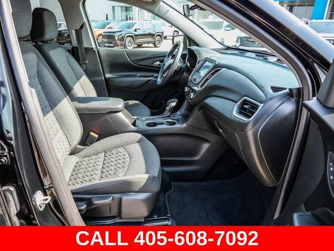 Used 2023 Chevrolet Equinox LT w/ Driver Convenience Package FWD image 14