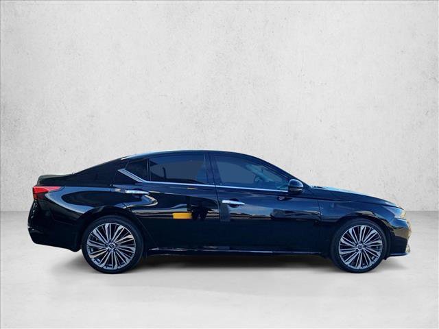 Used 2024 Nissan Altima 2.5 SL FWD image 4