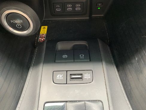 Used 2024 Toyota Venza Nightshade AWD/4WD image 49