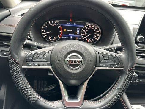 Used 2022 Nissan Altima 2.0 SR FWD image 22