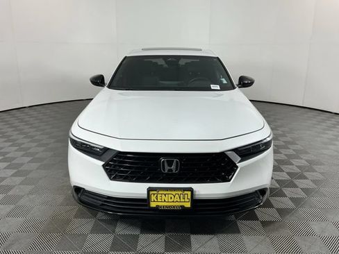 Used 2023 Honda Accord Sport image 2