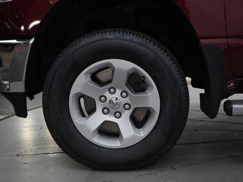 Used 2019 RAM 1500 Big Horn AWD/4WD image 27