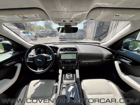Used 2020 Jaguar F-PACE R-Sport AWD/4WD image 27