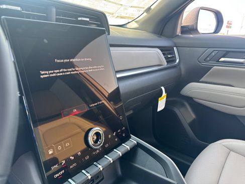 New 2026 GMC Terrain Elevation w/ Elevation Premium Package FWD image 17