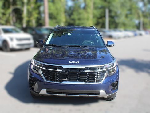 Certified 2026 Kia Seltos EX FWD image 16