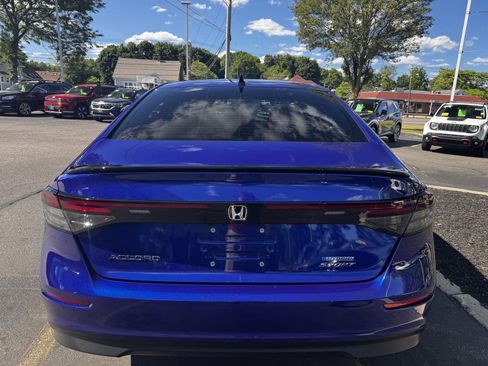 Used 2023 Honda Accord Sport image 5