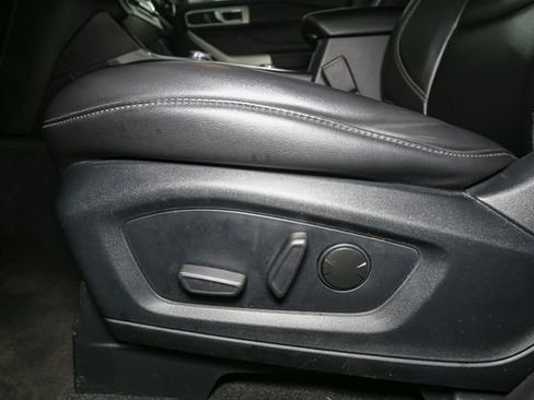 Used 2023 Ford Explorer XLT w/ Equipment Group 202A image 39