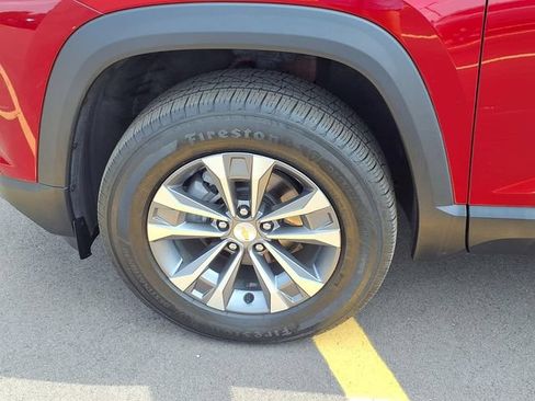 Used 2025 Chevrolet Equinox LT FWD image 27