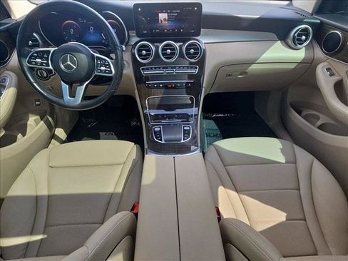 Used 2021 Mercedes-Benz GLC 300 image 18