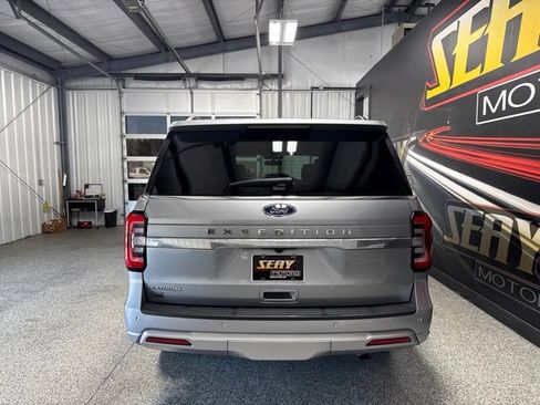 Used 2024 Ford Expedition Platinum AWD/4WD image 23