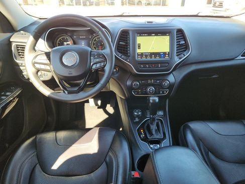 Used 2023 Jeep Cherokee Altitude Lux image 10