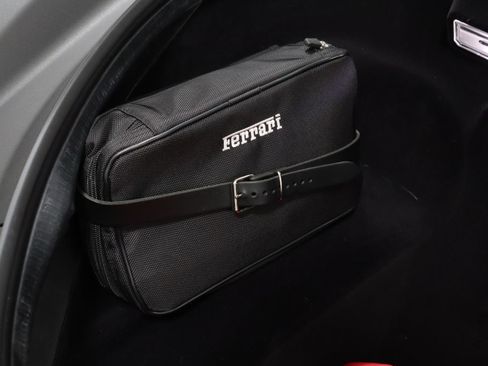 Used 2021 Ferrari F8 Tributo image 21