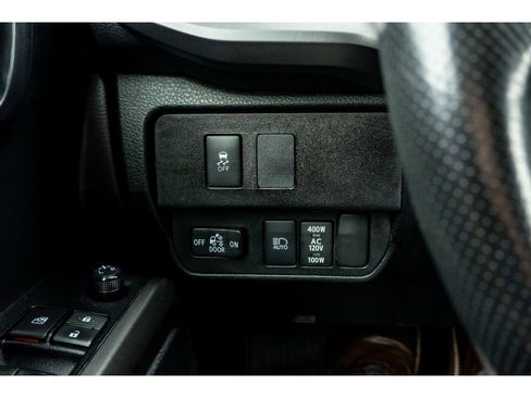 Used 2021 Toyota Tacoma TRD Off-Road image 29