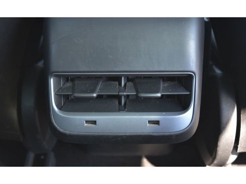 Used 2018 Tesla Model 3 Long Range image 29