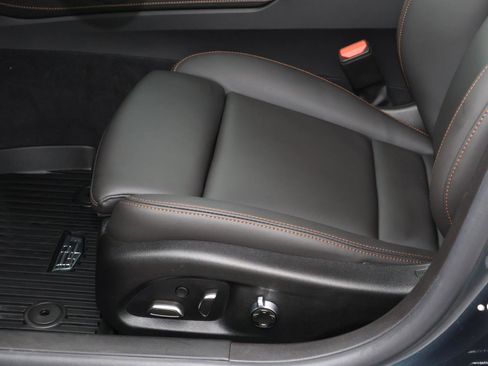 Used 2025 Cadillac CT5 Sport image 15