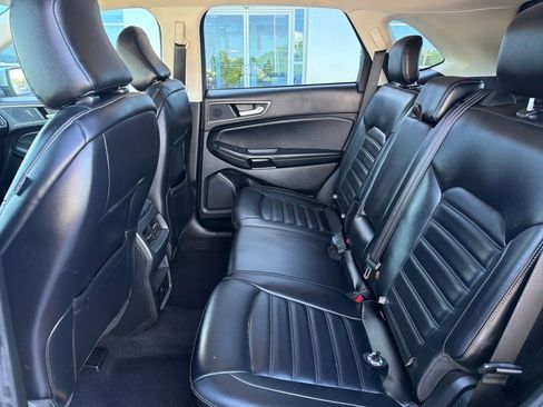 Used 2023 Ford Edge SEL AWD/4WD image 5