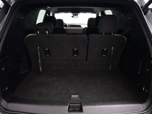 Used 2025 Chevrolet Traverse LT AWD/4WD image 25