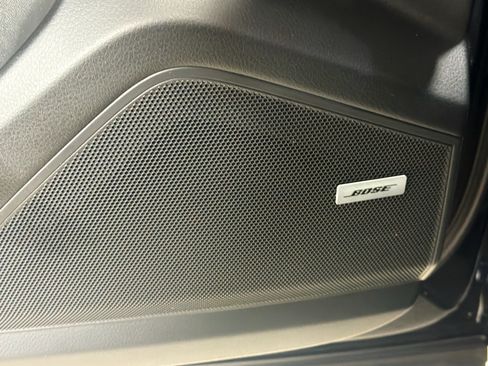 Certified 2024 Porsche Cayenne AWD/4WD image 23