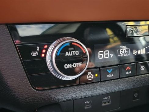 Used 2022 Mitsubishi Outlander SEL image 26