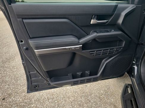 New 2025 Toyota Tacoma TRD Off-Road image 41