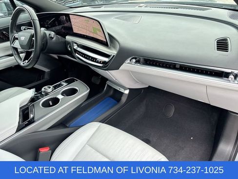 Used 2024 Cadillac Lyriq Luxury image 30