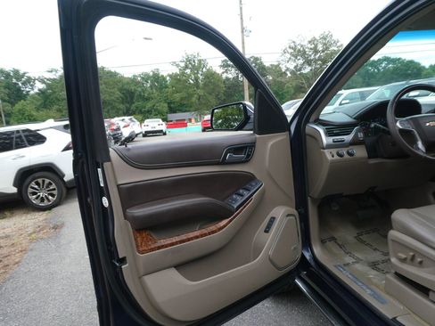 Used 2017 Chevrolet Tahoe Premier AWD/4WD image 13