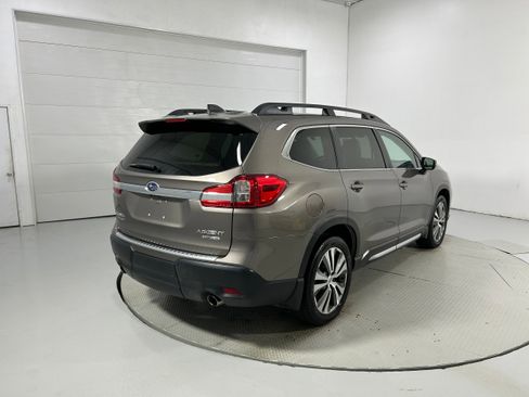 Used 2021 Subaru Ascent Limited w/ Technology Package AWD/4WD image 39