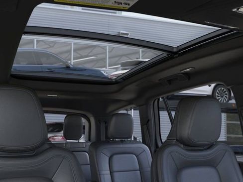 New 2025 Lincoln Aviator Reserve w/ Luxury Package image 22